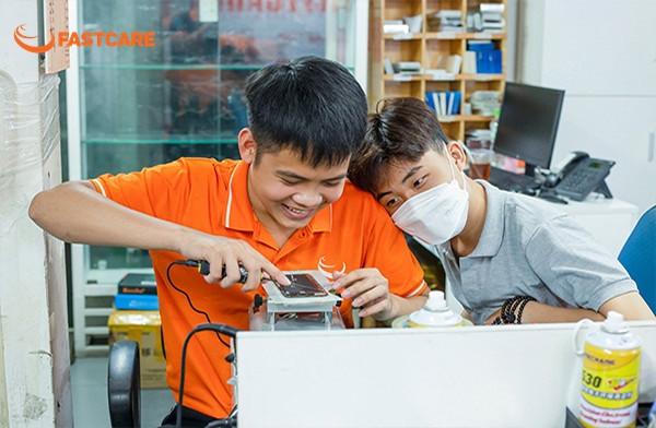 Học Sửa Điện Thoại Bình Dương Uy Tín, Chất Lượng, Cam Kết Đầu Ra